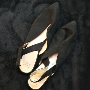 Women's shoes